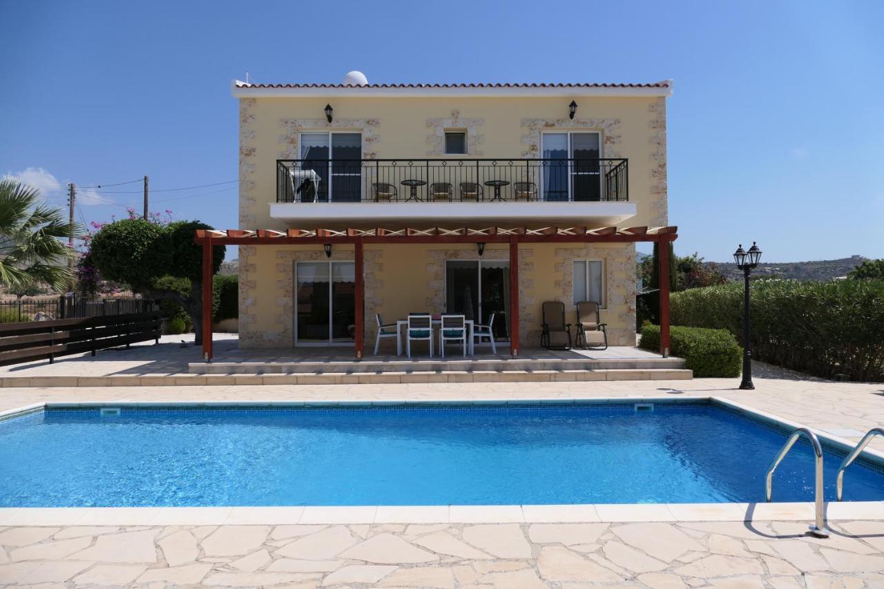 Lilly Villa Peyia Exterior photo