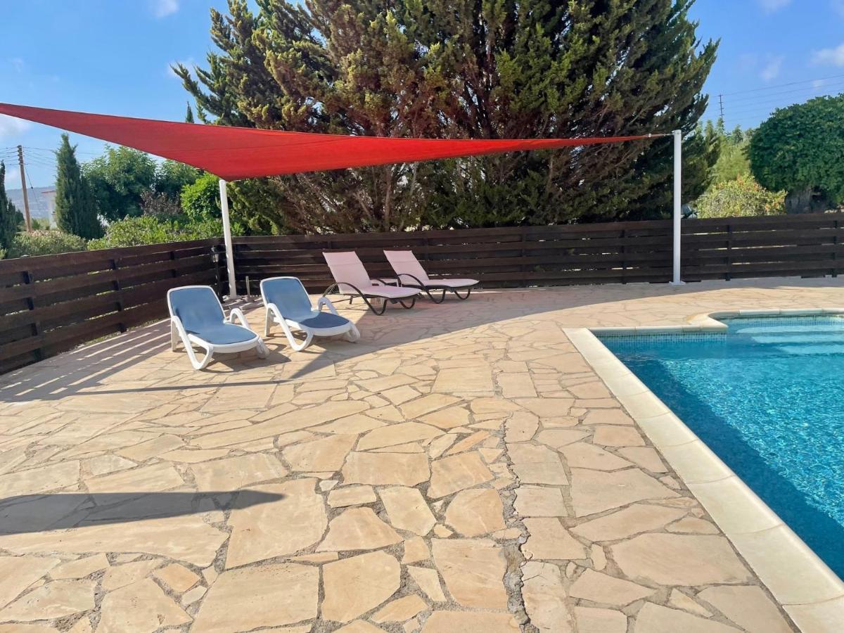Lilly Villa Peyia Exterior photo